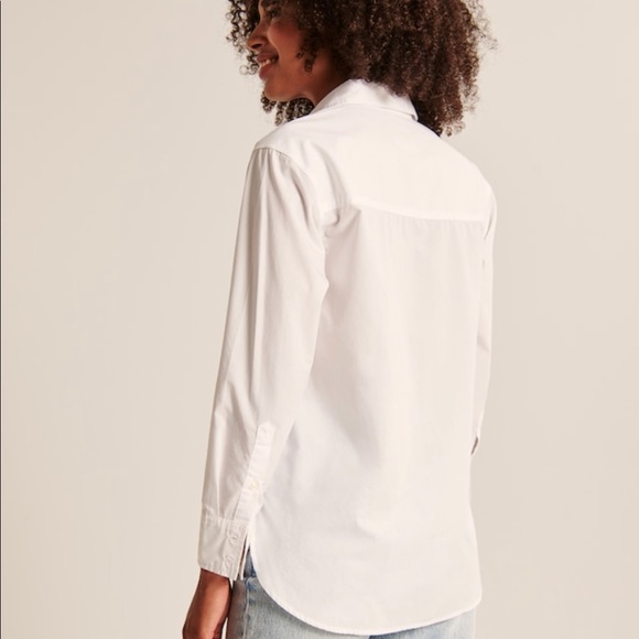 Oversized Button Up Shirt - Picture 2 of 4